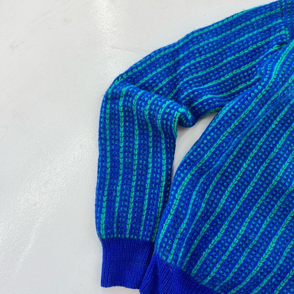 Vintage 100% Pure Virgin Wool Sweater - Picture 4 of 8